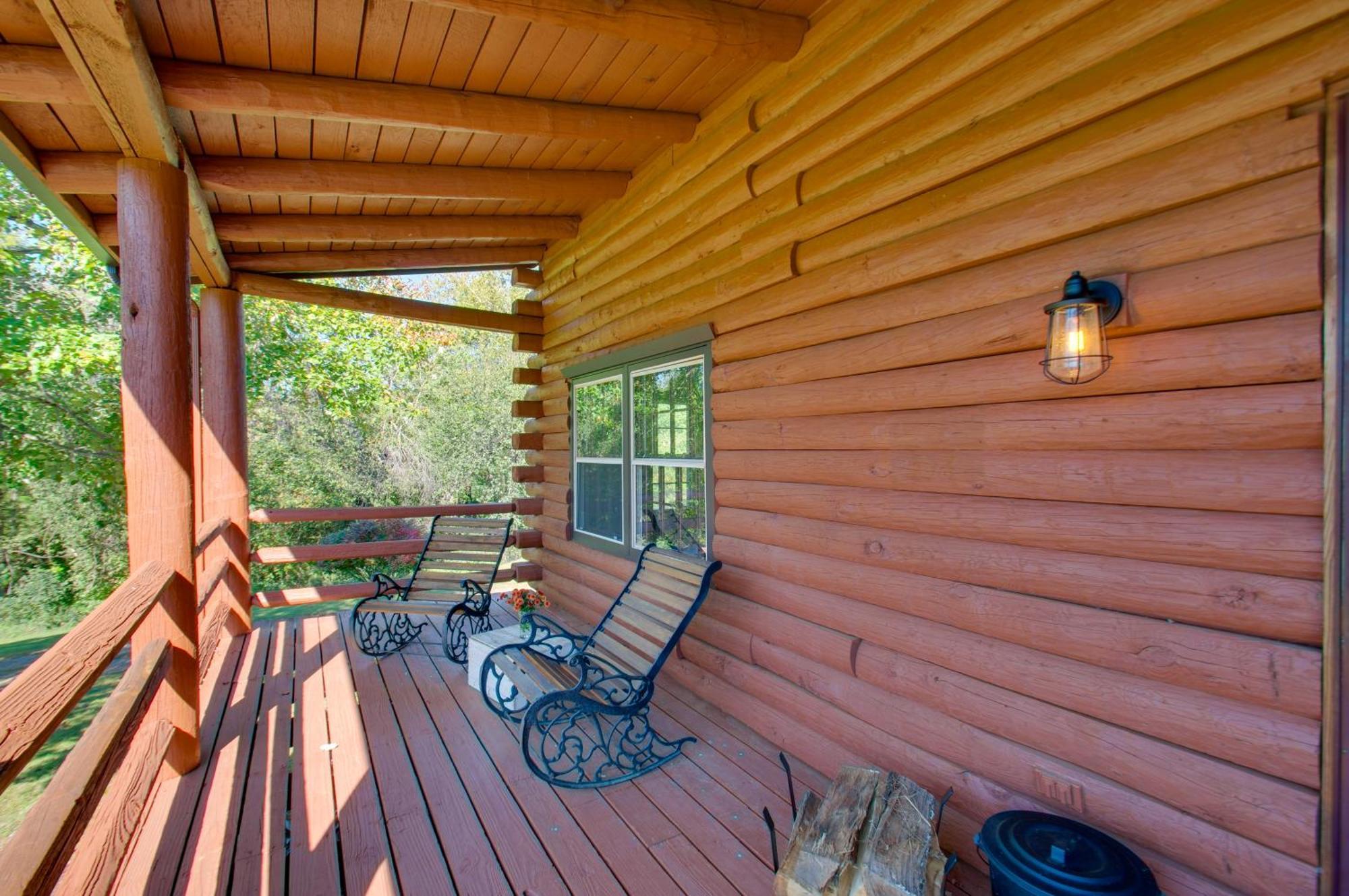 Cozy Log Cabin Getaway With Fire Pit And 3 Acres! Ruckersville Exterior photo